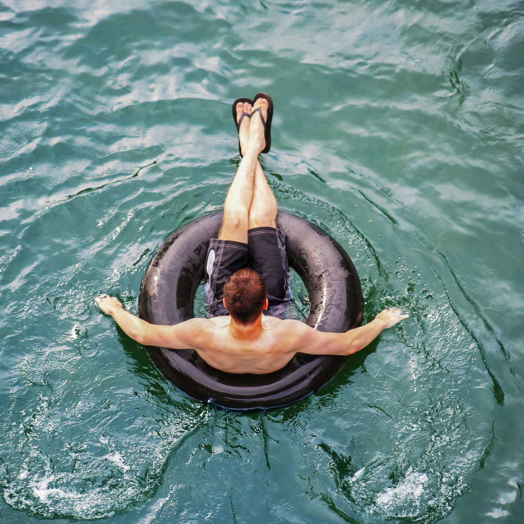 Reach International Outfitters