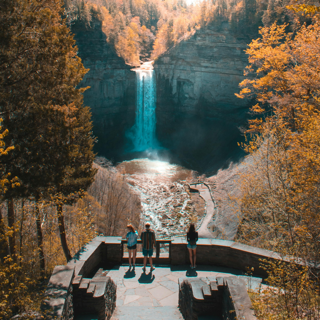 Reach International Outfitters