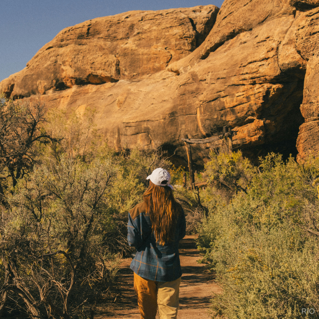 Reach International Outfitters